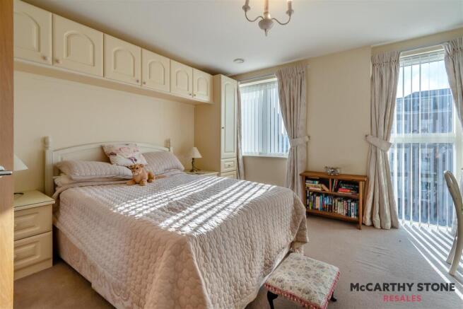 1 bed Apartment for sale Image 7