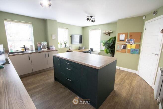3 bed Detached for sale Image 5