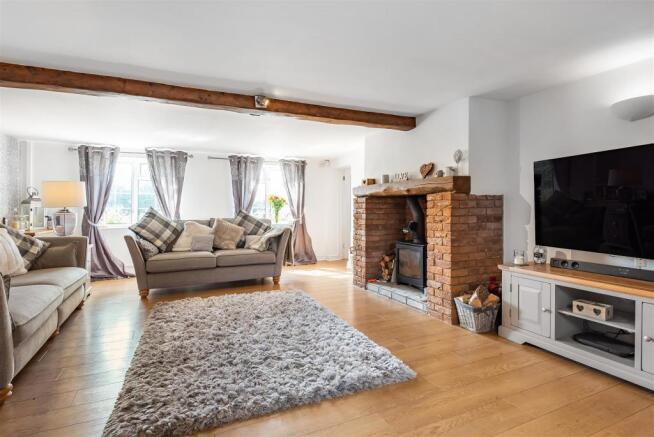 Sitting room.jpg