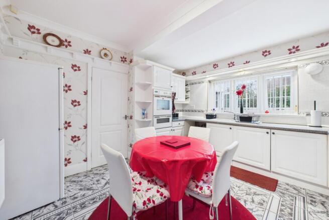 3 bed Detached Bungalow for sale Image 7