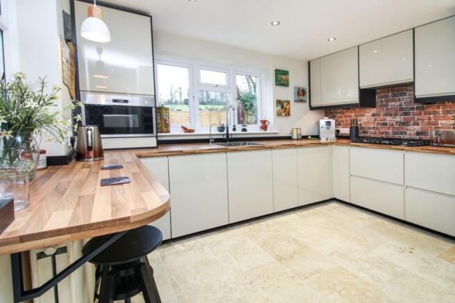 Kitchen/Breakfast