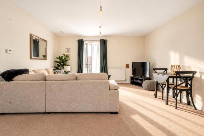 Dominica Grove, Newton Leys, Bletchley, MK3 photo 4