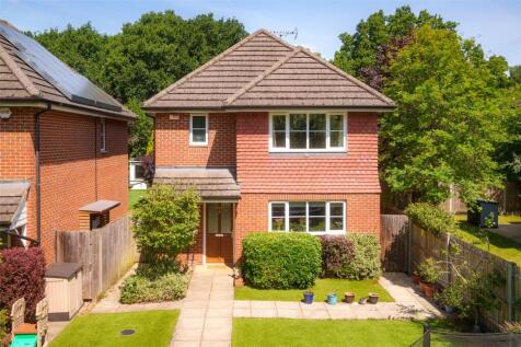 Nine Mile Ride, Wokingham, Berkshire, RG40