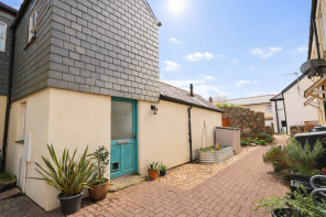 4, Briar Mews, Broad Street, St. Columb TR9 6ES