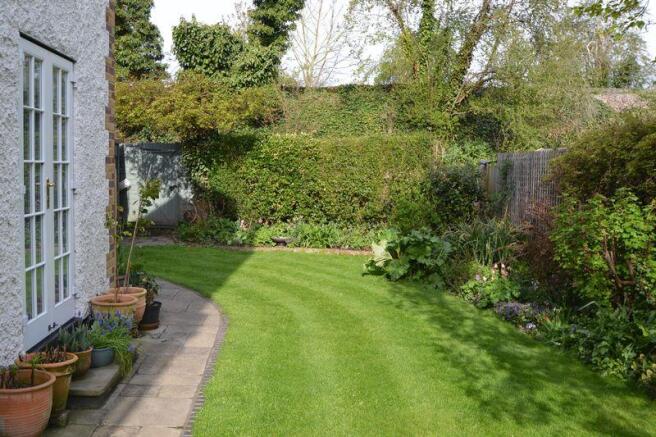 side garden