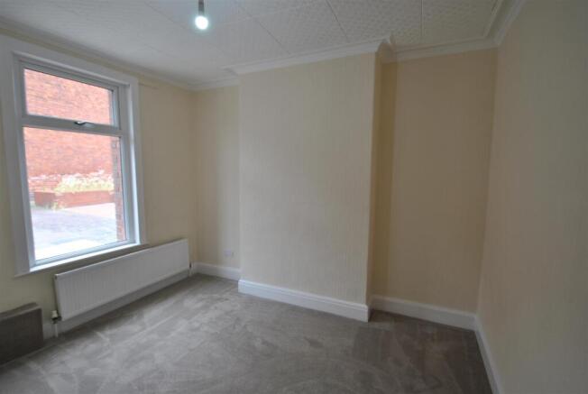 2 bed Terraced for sale Image 4