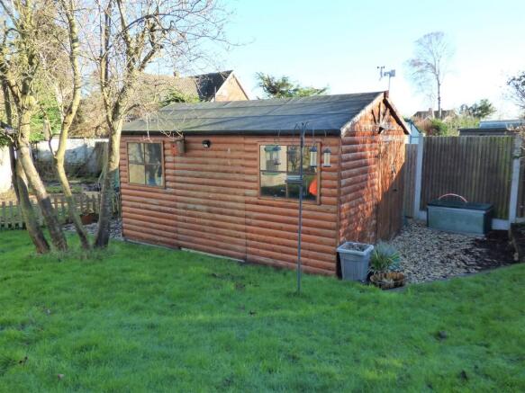 Log cabin