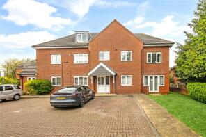4, St Francis Close, Crowthorne RG45 6DF