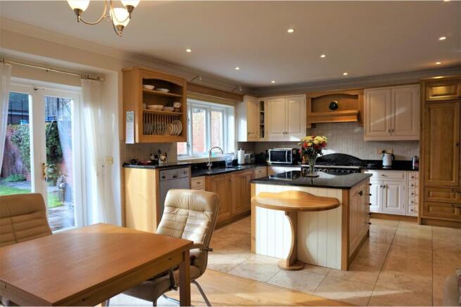 Kitchen / Diner