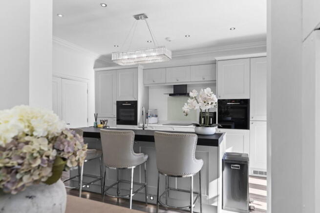 4 bed Terraced for sale Image 6