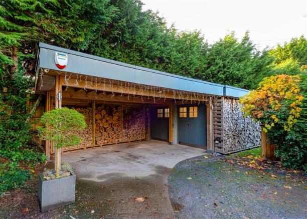 Grouse Lodge-garage.jpg