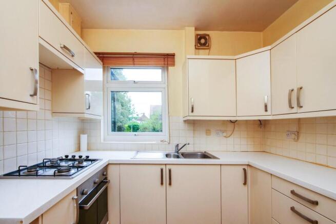 3 bed House for sale Image 6