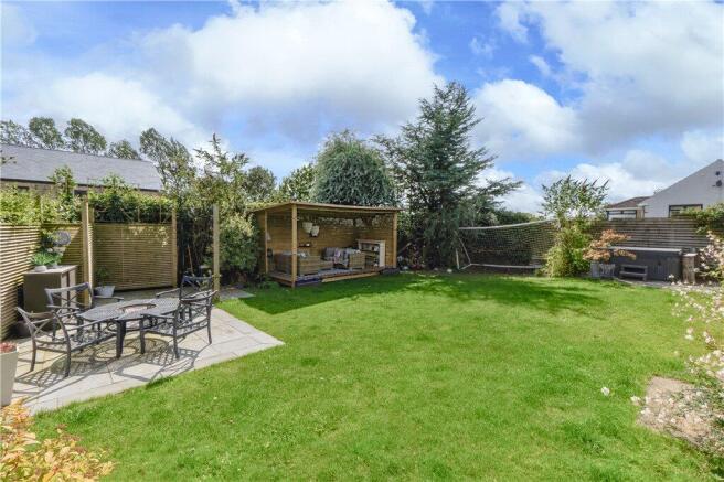 4 bed Detached for sale Image 6