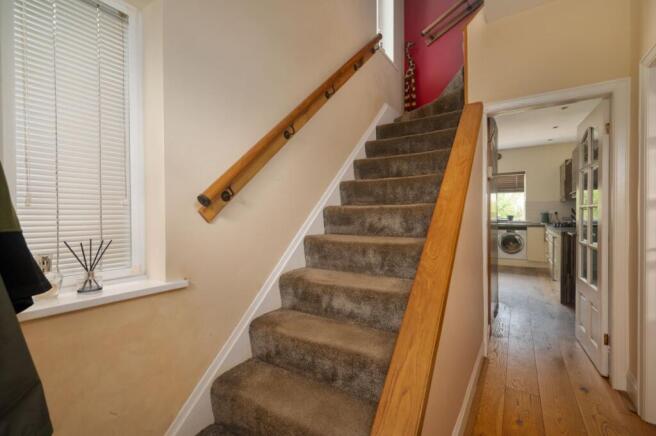 3 bed Semi-Detached for sale Image 9