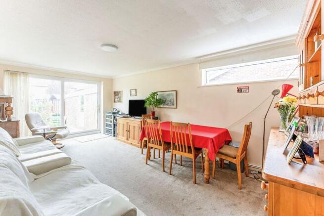 Lounge / Dining Room