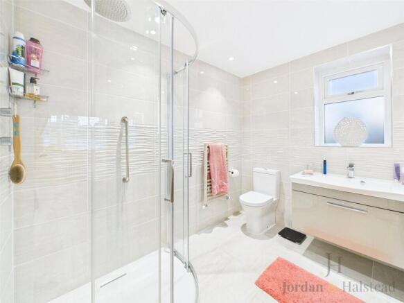 Ensuite