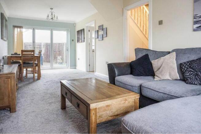 Lounge/Dining Room