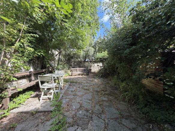 2 bed Terraced for sale Image 11