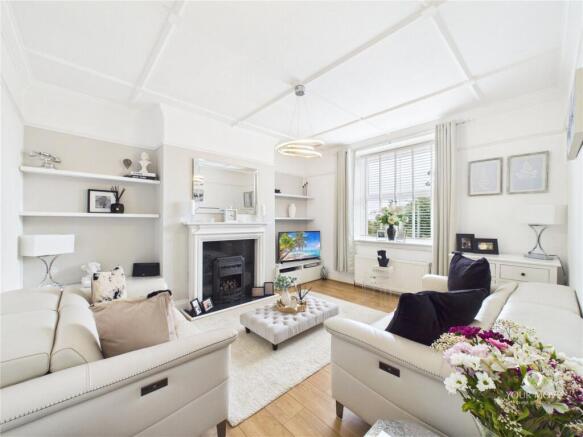 Living Room Pic 1