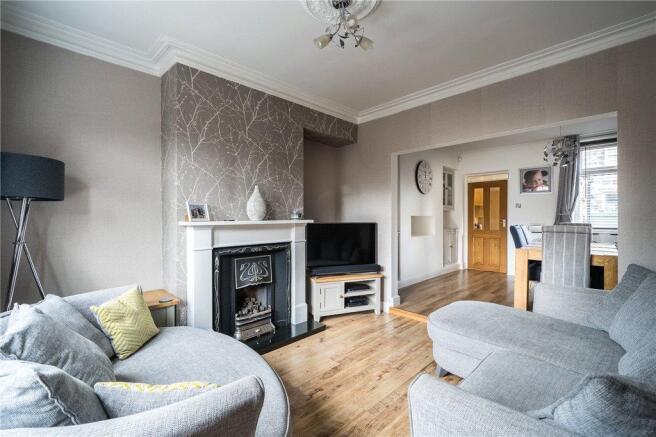 Sitting/Dining Areas