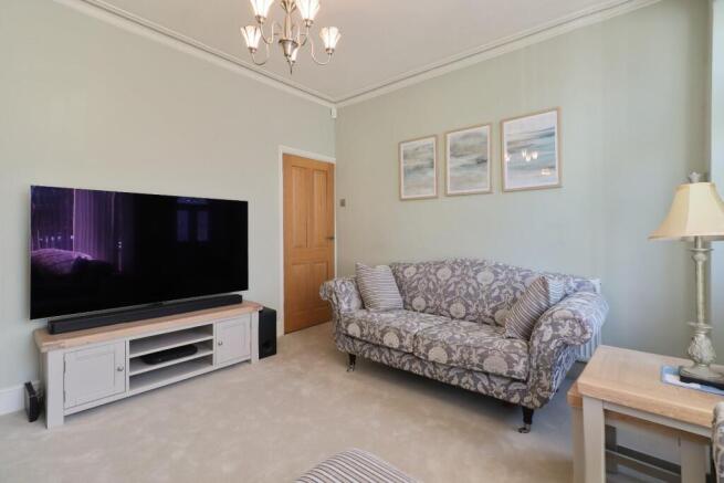 3 bed Terraced for sale Image 9
