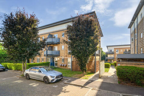 Manhattan Place, Watford WD18 7AD