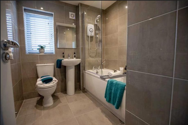 3 bed Semi-Detached to rent Image 6