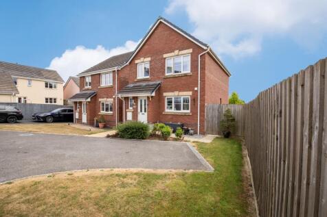 Clos Yr Eryr, Parc Derwen, Bridgend, CF35 6