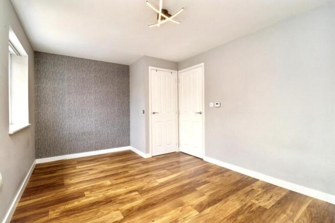 3 bed Semi-Detached for sale Image 11