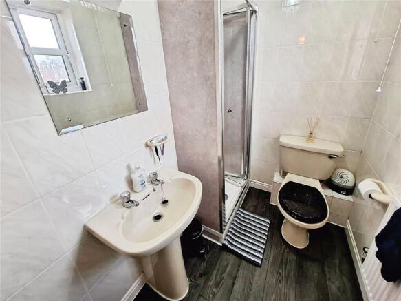 En Suite Shower