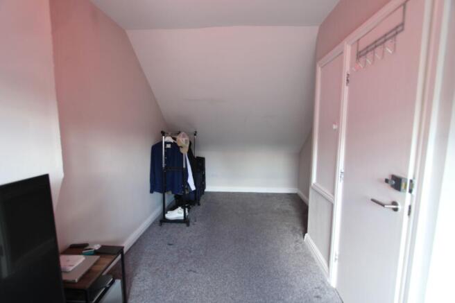 3 bed Terraced for sale Image 9