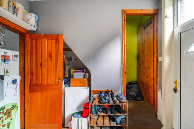3 bed Terraced for sale Image 4
