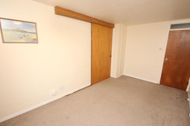 Dining Room/Bed 2