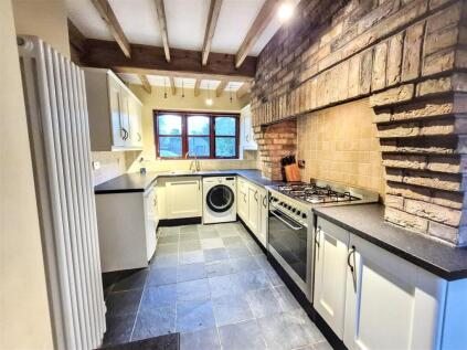 Lake Road, Rudyard, Staffordshire, ST13 8RN