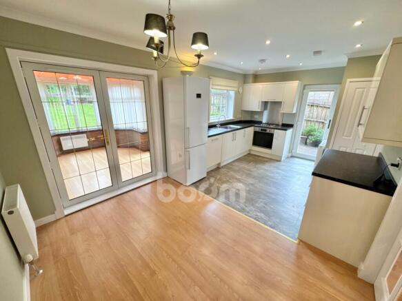 Spiers Avenue, Beith dining space pic