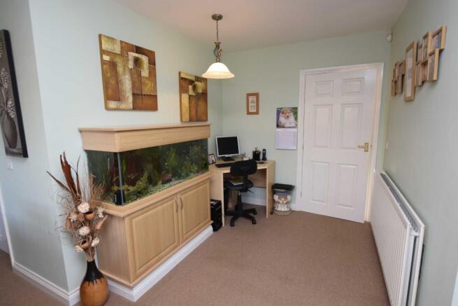 Dining/Office Area