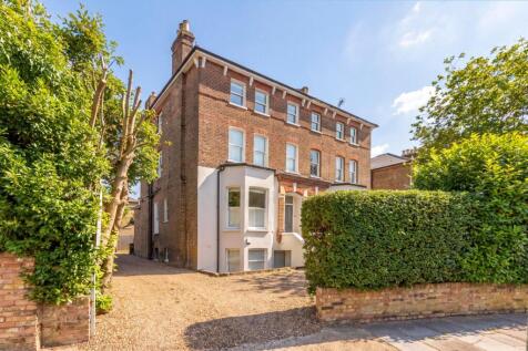 St. Georges Road, Twickenham, TW1
