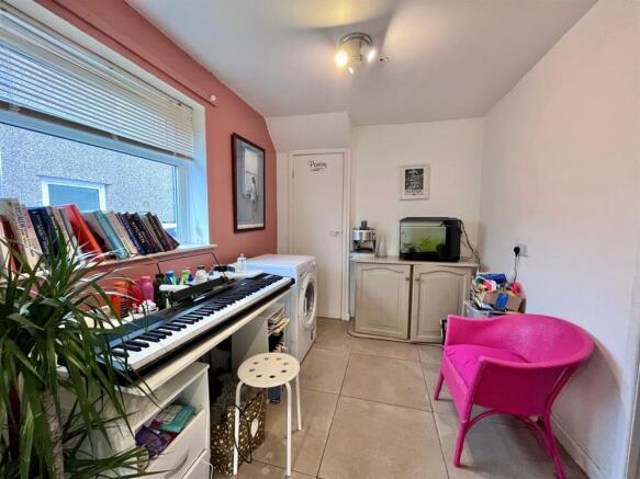 Breakfast Room