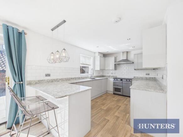 4 bed Detached for sale Image 5
