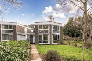 25, Templemere, Weybridge KT13 9PA