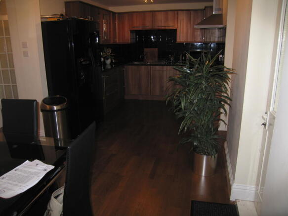 KITCHEN/DINER