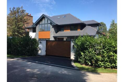 Monks Road, Virginia Water, GU25