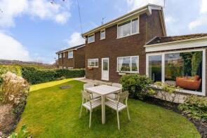6, Willow Hey, Bromley Cross, Bolton BL7 9YD