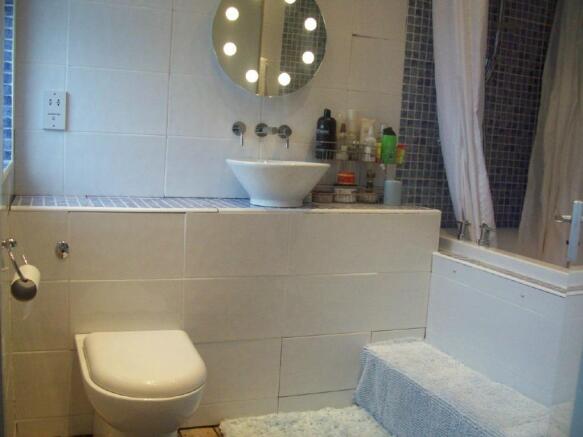 Photo 4