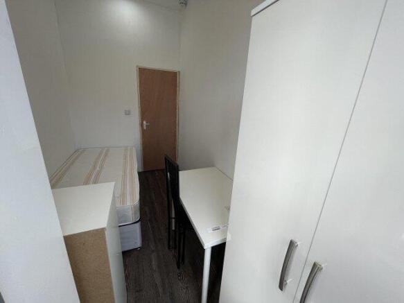 riffel-road-nw2-4ny-1021910