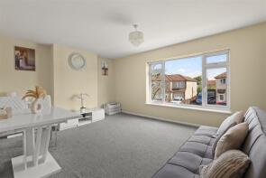 37b, Oakleigh Road, Uxbridge UB10 9EL