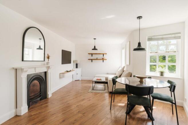 Pickering Close E9