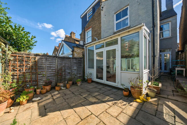 1432481-10-69c523...