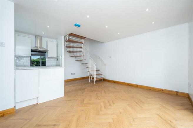 Open Plan Living Room / Kitchen