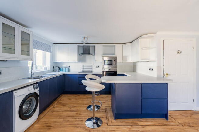 Meirion Drive, Conwy, LL32 8GR photo 4